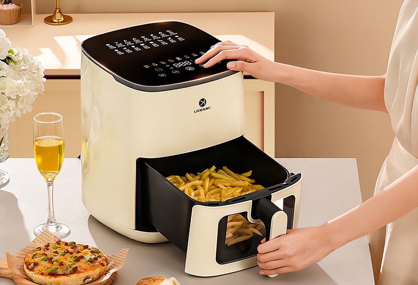 荣事达空气炸锅rs-af130b多少钱,九阳空气炸锅kl45-vf530怎么样