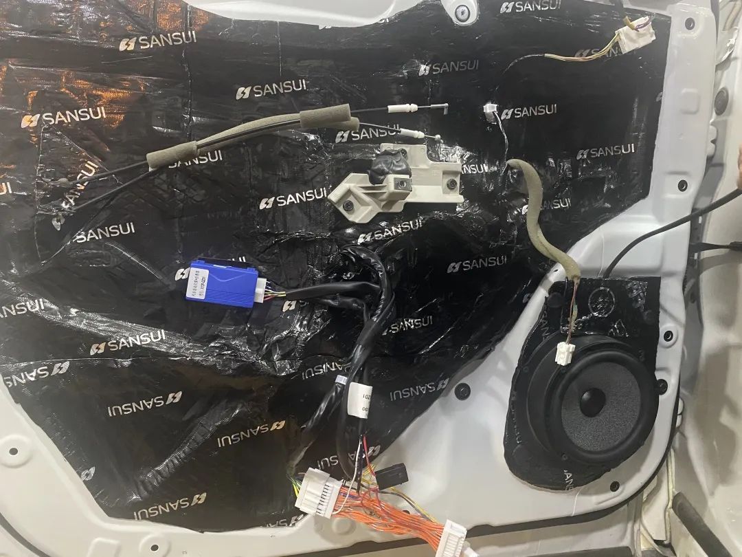 日产途乐改装顶级音响,尼桑途乐顶配音响升级