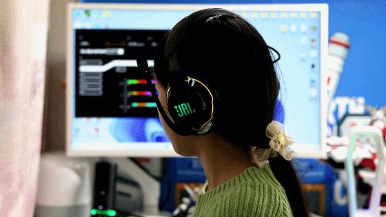 jbl头戴式耳机评测,2000元买头戴耳机值吗