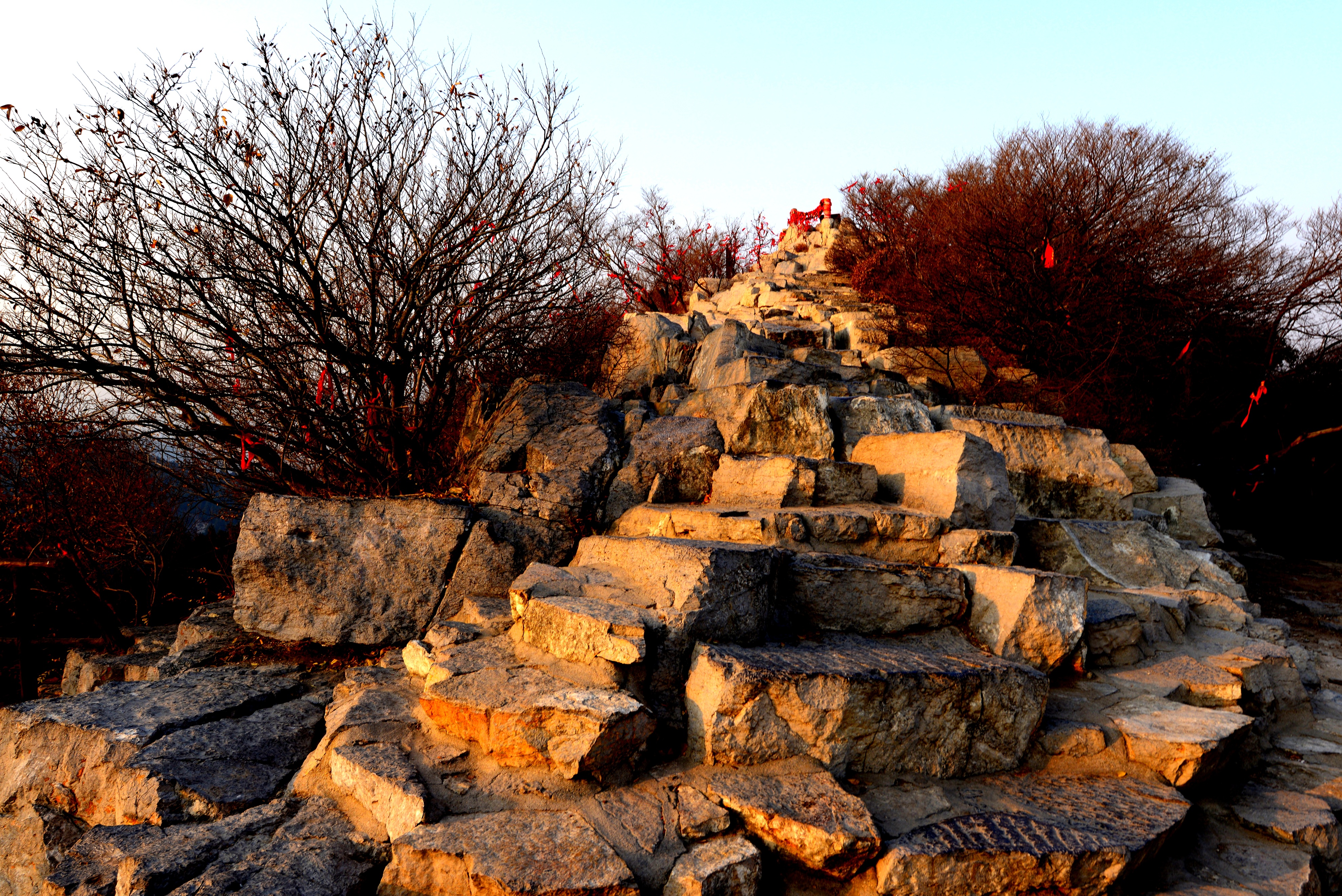 千佛山是济南三大名胜,济南三大景点千佛山