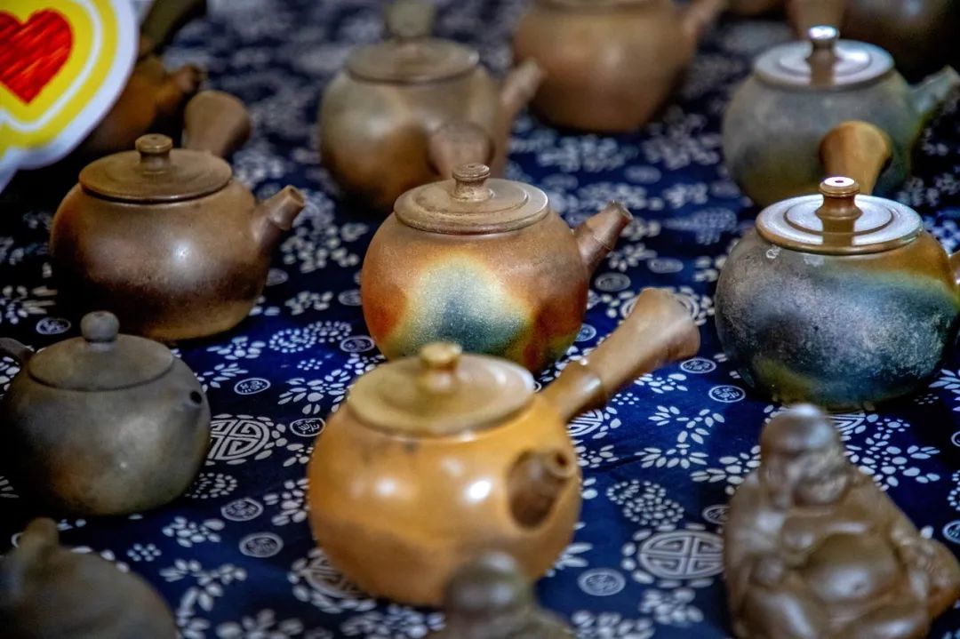 这座海滨小城可真美丽,小众旅行海边小城市