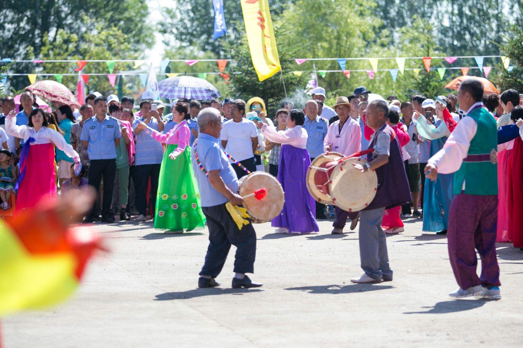 月入仅三四百的朝鲜人生活,朝鲜人一个月收入多少