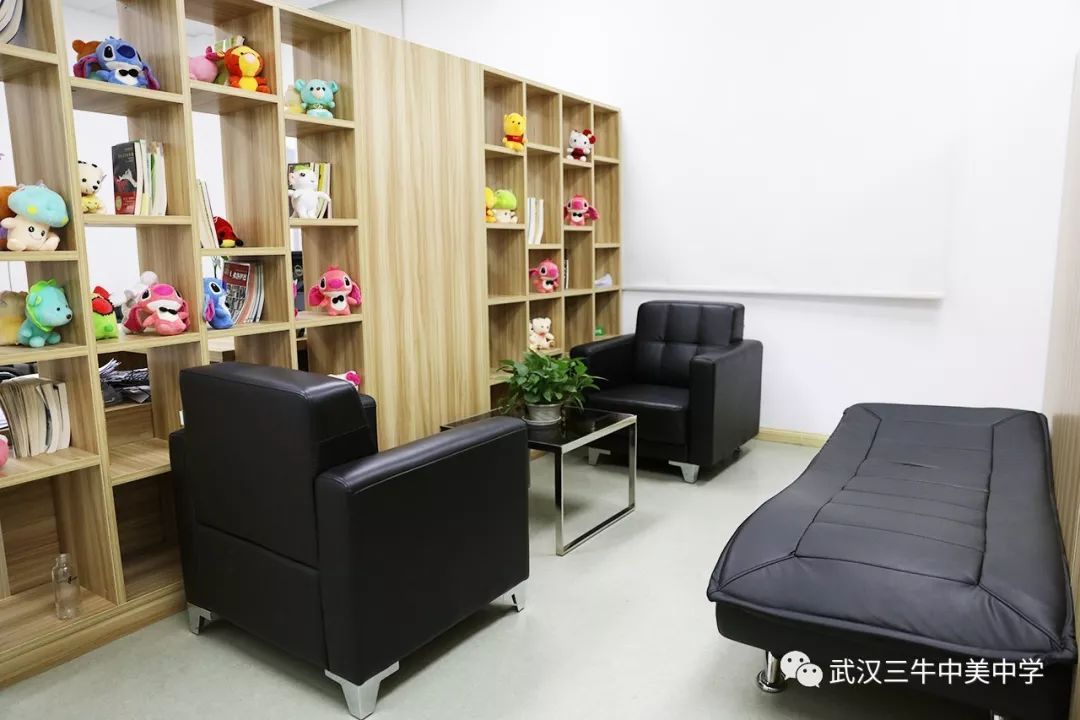 一招教你怎么跟青春期孩子沟通,如何同青春期叛逆孩子沟通