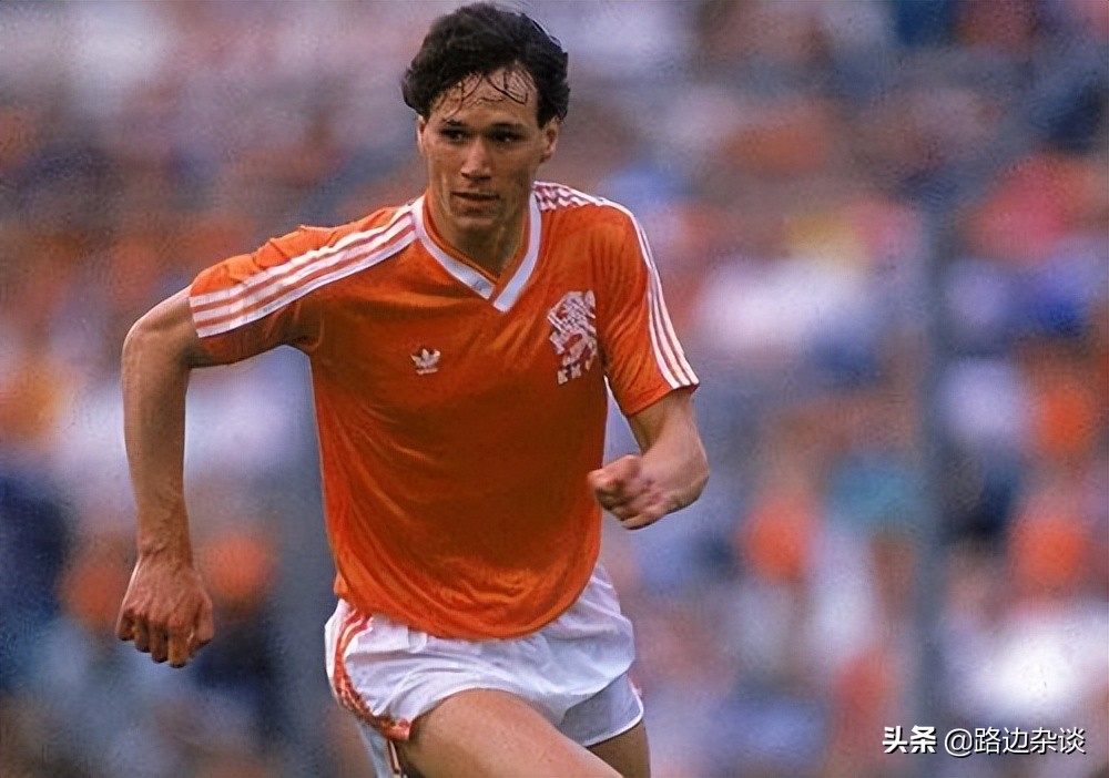 2016年荷兰足球队阵容,荷兰最巅峰世界杯阵容