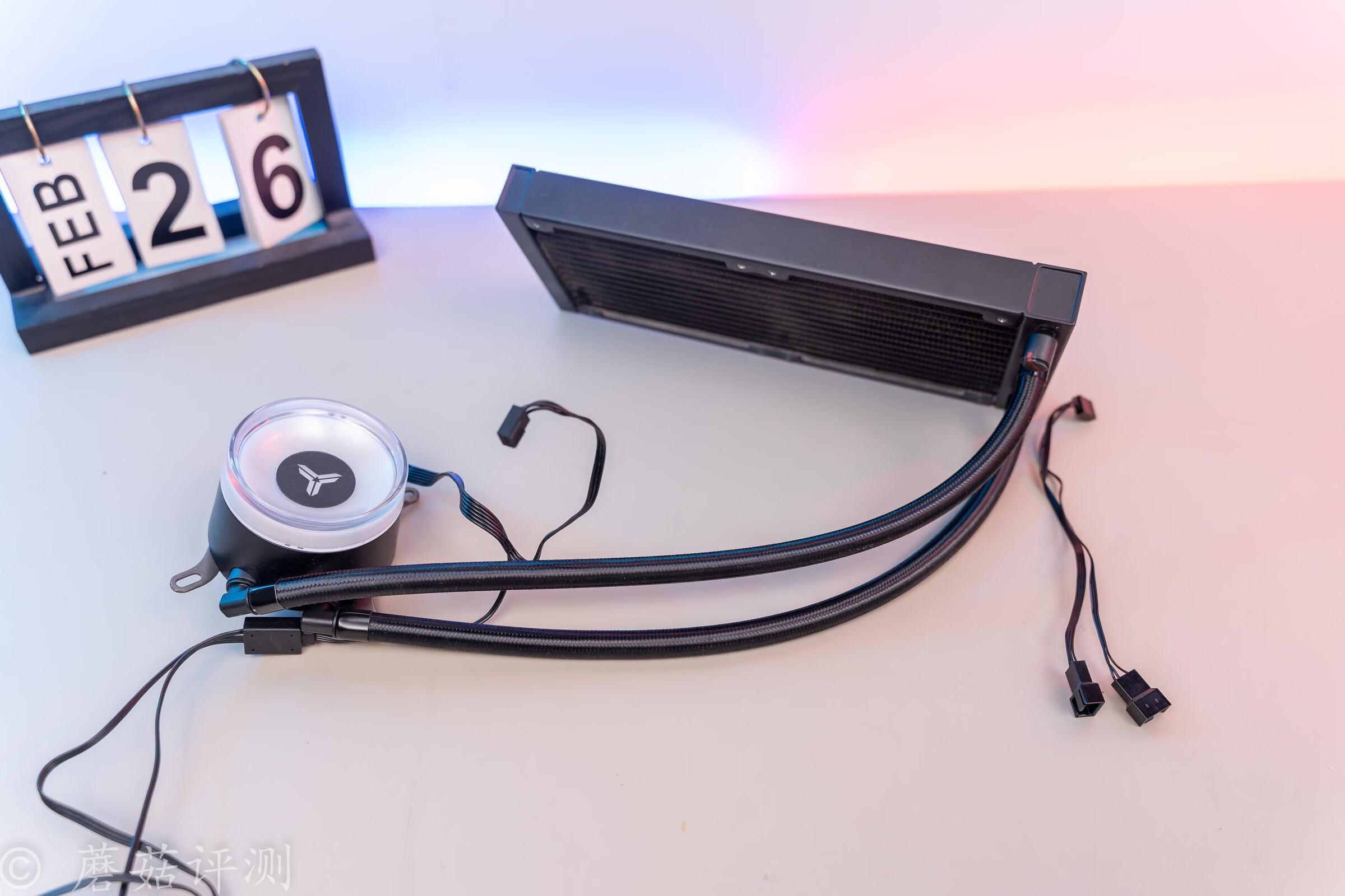 电脑主机可以玩的手柄游戏,高性能主机搭配低端显示器