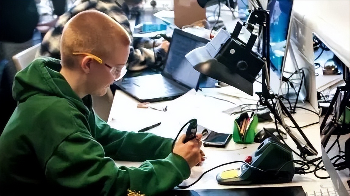 “OFFER雨”一直下，23RoSSo音乐早申战报来袭