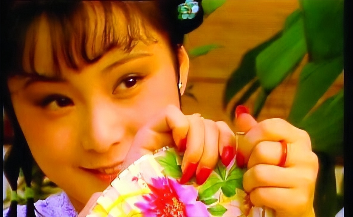 贾宝玉和尤三姐有关系吗,宝玉如何评价尤三姐这个人