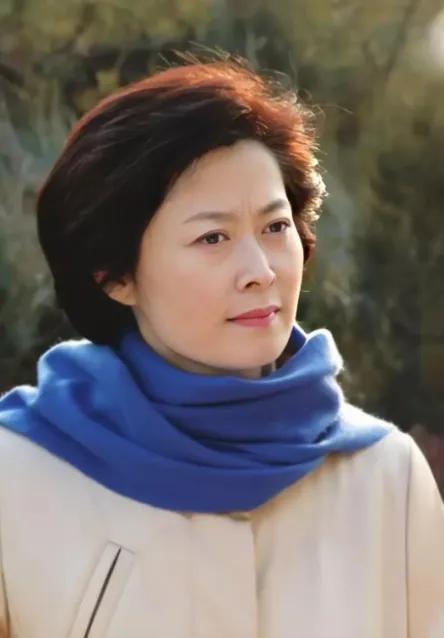 中央一台主持人海霞婚姻情况,央视主持人海霞老公叫什么名