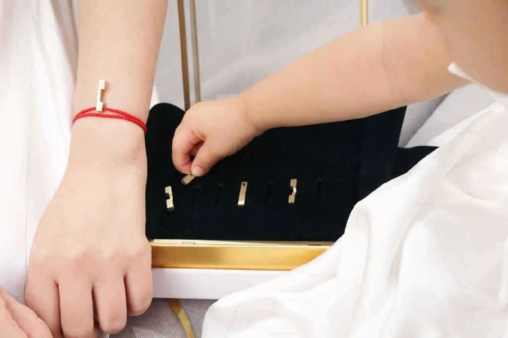 新生儿必买实用好物推荐攻略,秋冬新生儿囤货实用清单