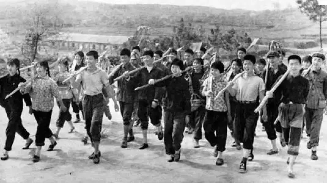 当上一代人遭遇大环境不好，他们都是怎么过来的？