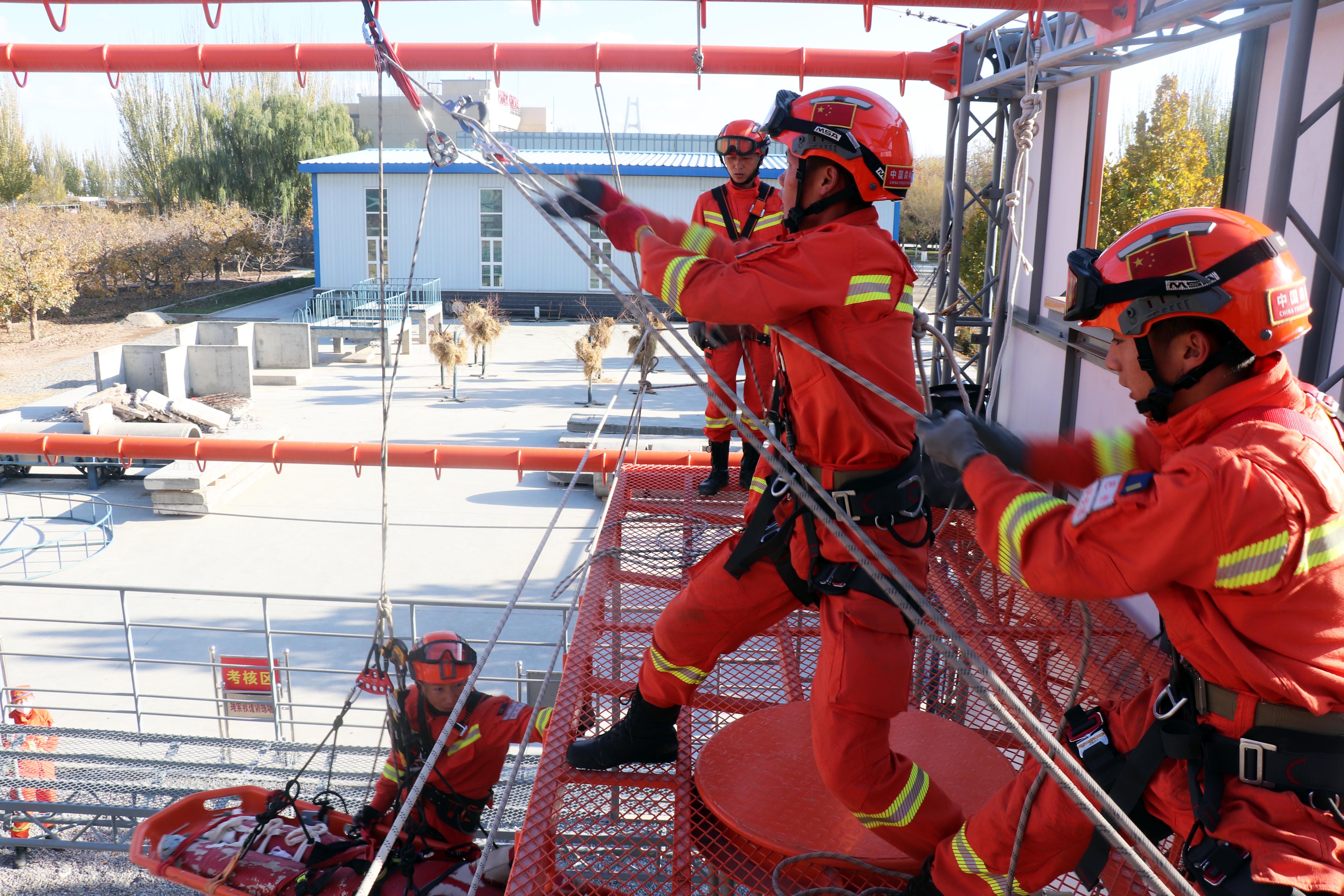 回顾总结砥砺奋进谱新篇,总结过往谋新篇