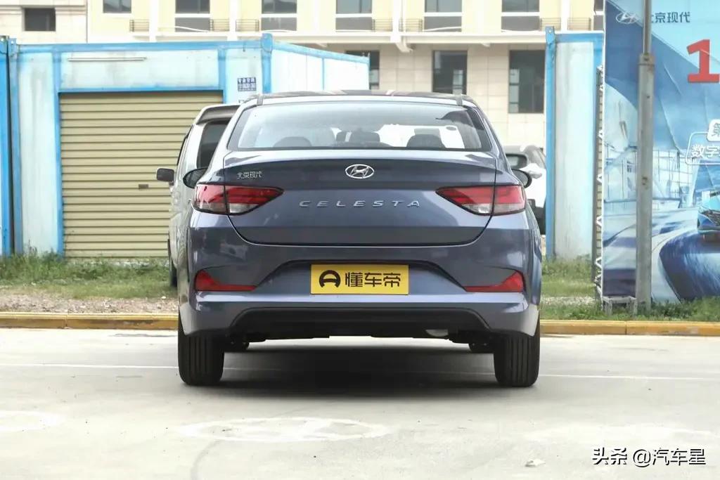 分析现代悦动用车成本，每月花费950元，城市代步首选吗？