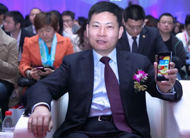 华为mate50系列直面屏,华为发布mate50系列测评