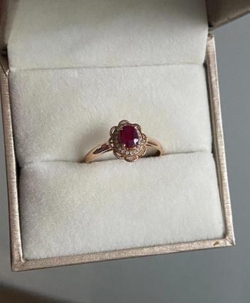 两分钟玩转戒指，不是行家也有必要知道的时尚和价值