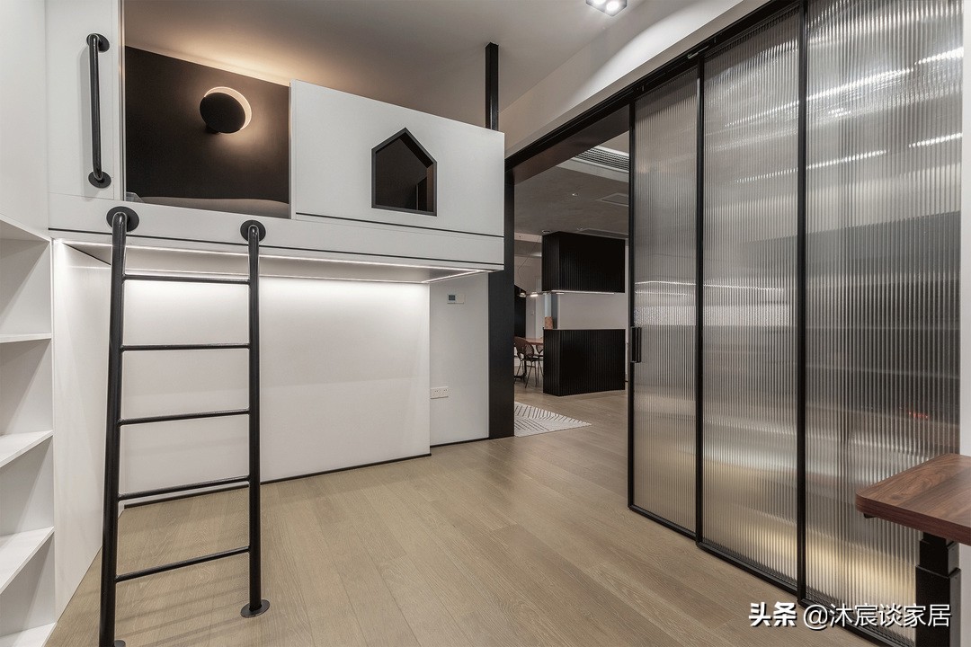 上海一套温馨亲子宅，室内简洁精致，树屋设计很实用，生活好幸福