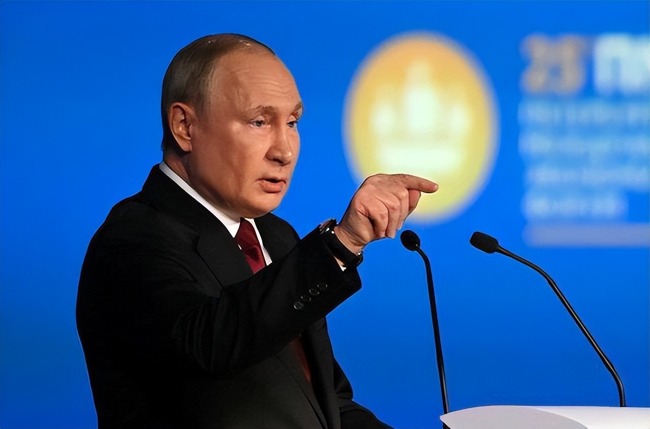 俄罗斯的石油是怎么运到印度的,印度买俄罗斯石油比我们便宜吗