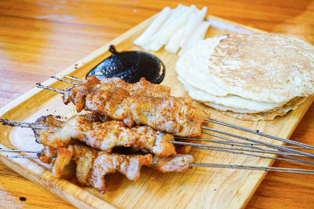 人间烟火气淄博烧烤,淄博烧烤烟火气