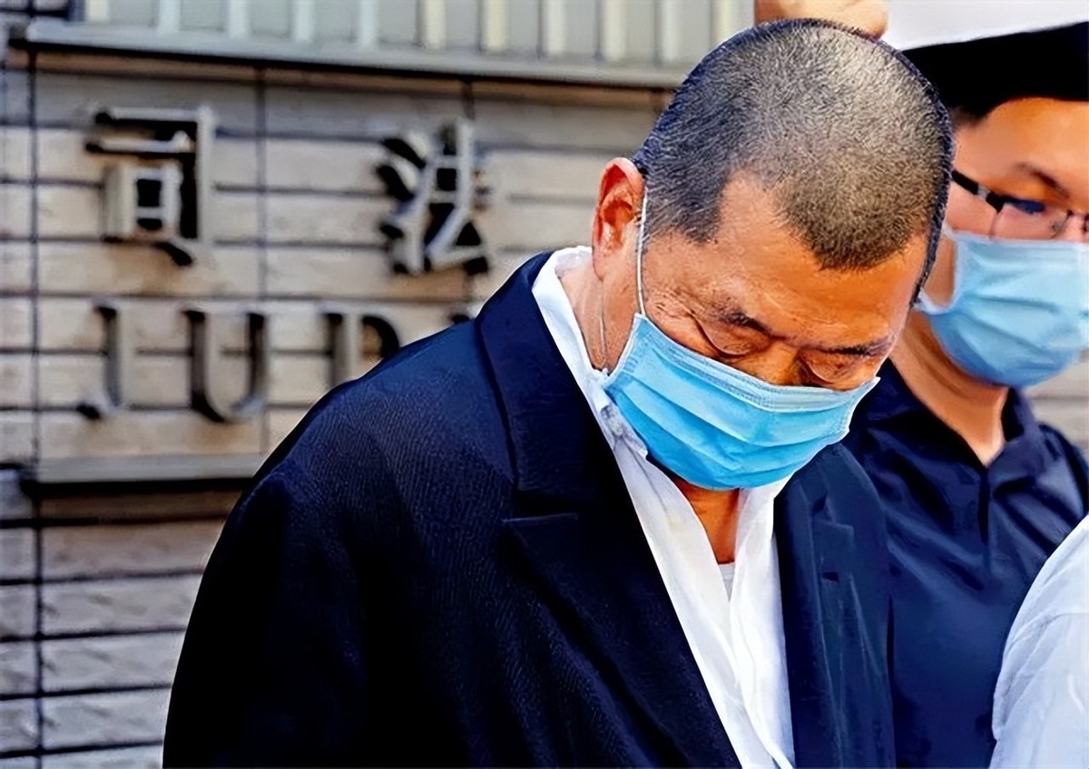 民族败类还敢祸国殃民？港独大佬曾遭晴天霹雳，苦苦哀求给条活路