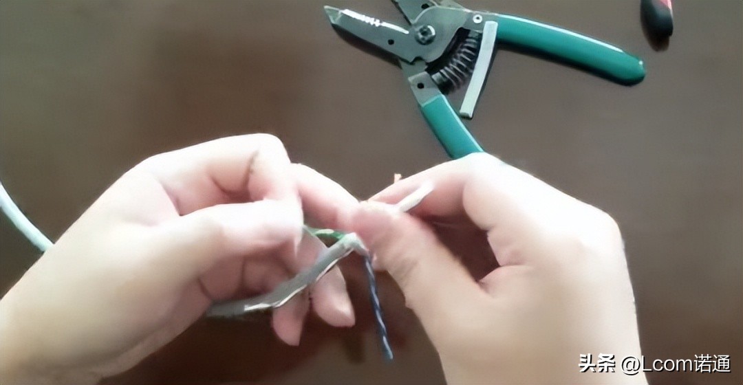 网线接盒子的接法图解,网线的线路怎么安装