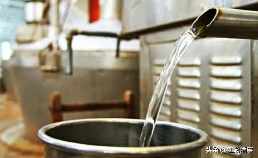 曾被称为华中酒王的枝江大曲，巅峰时期比肩茅五洋，现在沦为配角