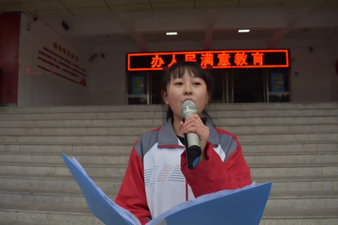 校园文明国旗下演讲幽默风趣,弘扬传统文化创建文明校园演讲稿