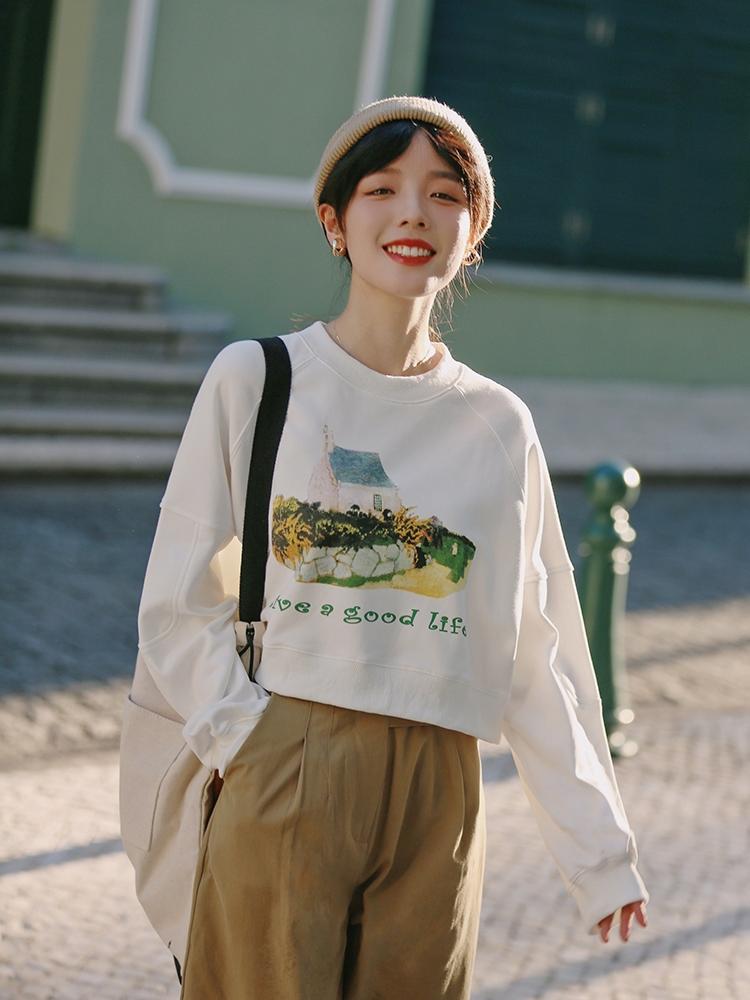 今年最流行的五款卫衣,现在流行这几种卫衣