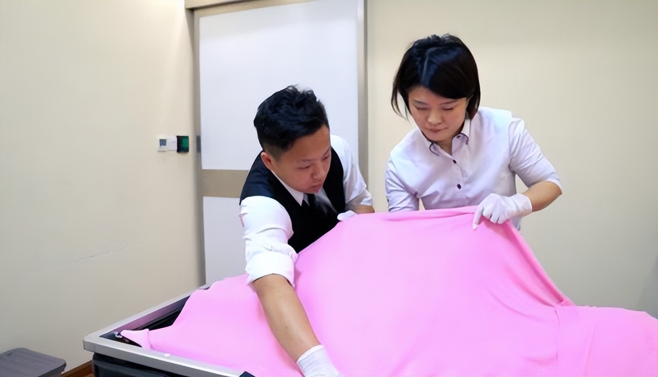 85后入殓师：每年处理5000具遗体，从不参加婚礼，亲妈嫌弃不吉利