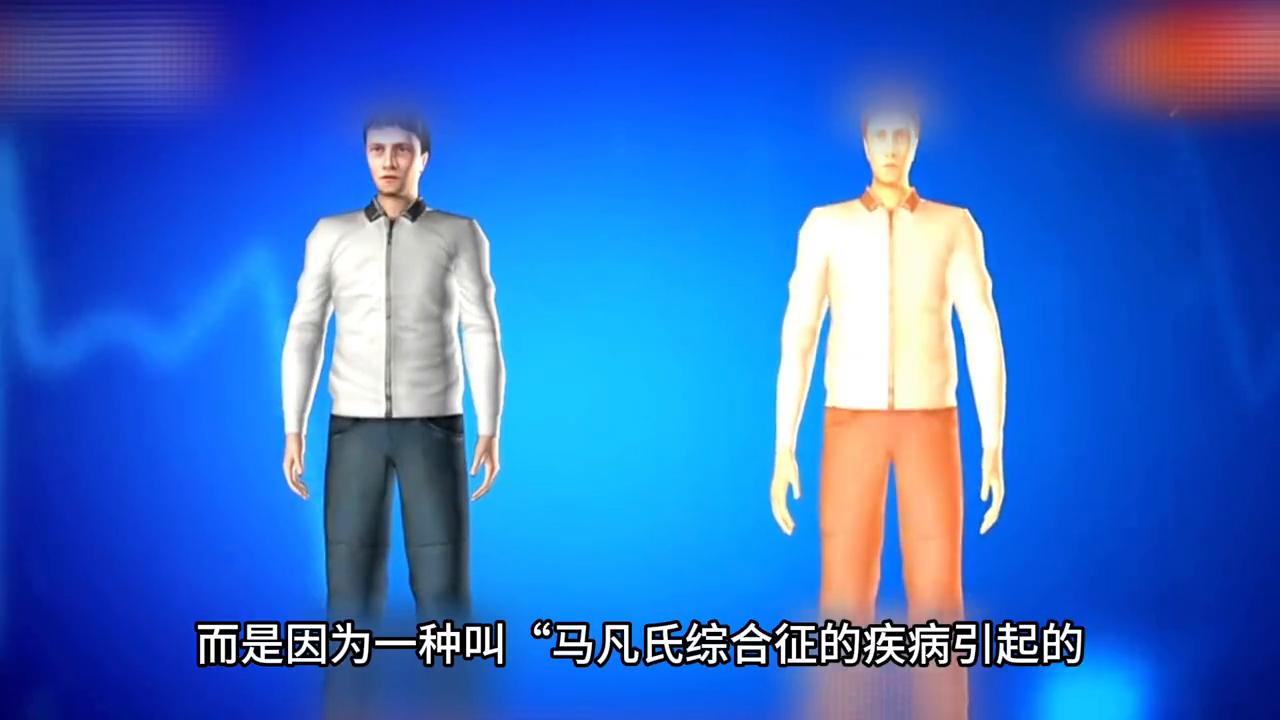 女人长着像蜘蛛一样的手脚，胸口被切开50公分的刀口