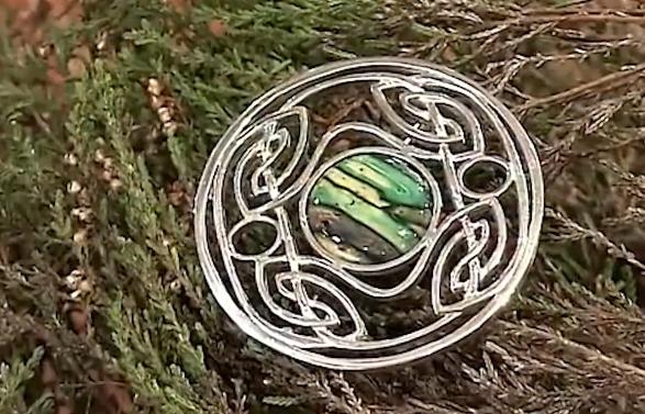 用树木做的宝石,用废弃的树枝制作宝石