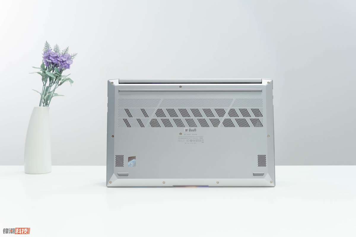 华硕灵耀pro14和无畏15pro哪个好,华硕无畏pro15和破晓pro15哪个好