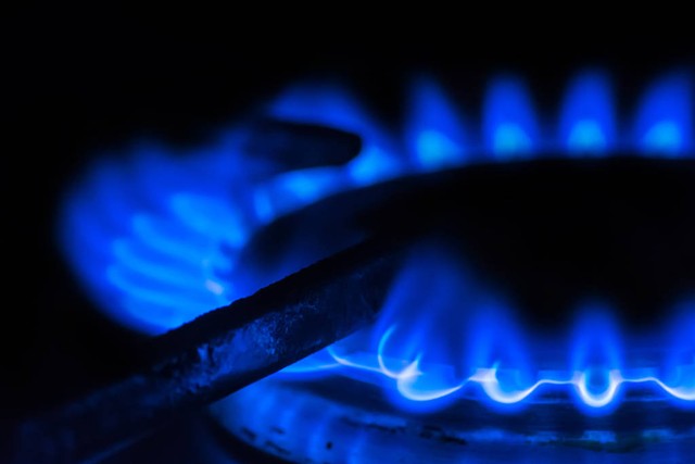 灶台坐东北向西南好不好,灶台在西南好还是东北好