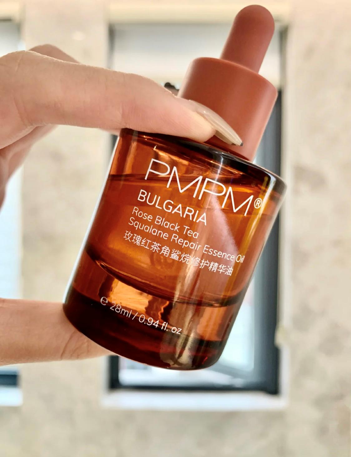 冬季怎样用精华油保湿皮肤,精华油抗皱紧致抗衰老白天用