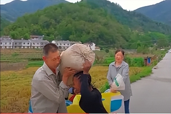 菲利丝从坦桑尼亚远嫁中国农村,菲利丝为什么远嫁