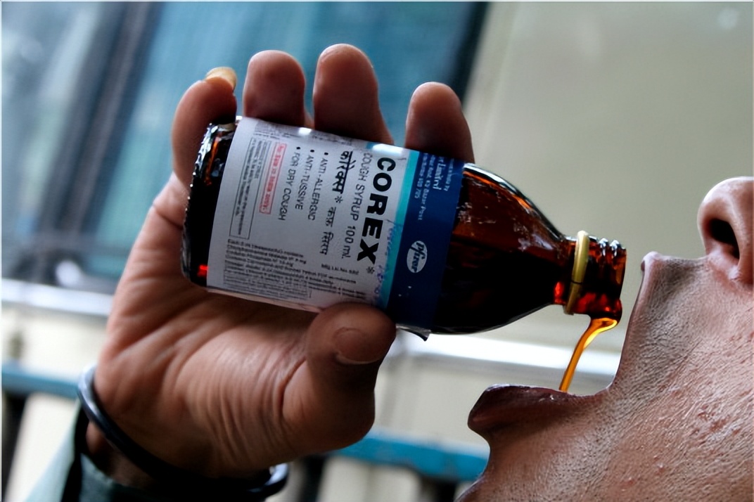 沦陷在“止咳糖浆”里的非洲小国，年轻人一天4瓶，压根无心工作