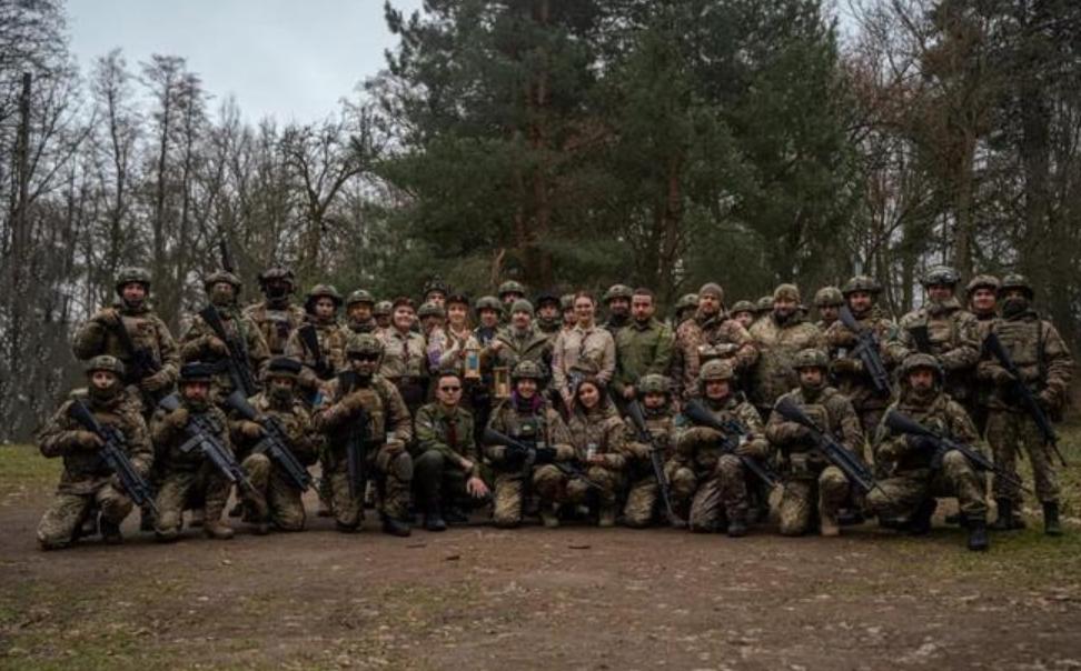 加拿大f16战机,帮助乌克兰训练f-16战斗