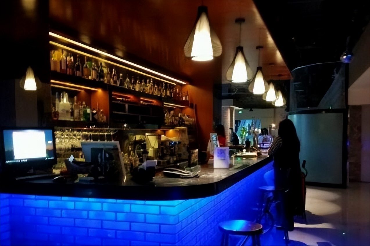 上海黄浦中山东二路,上海市黄浦区中山东二路8号103室