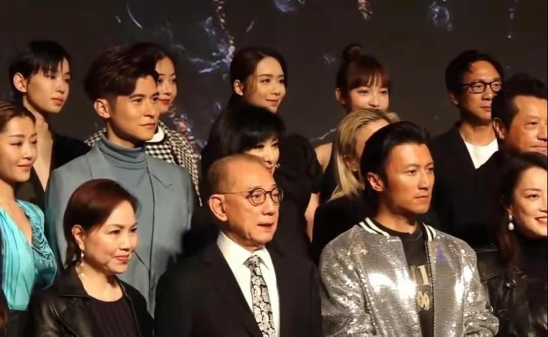 王菲和谢霆锋高调晒照片,王菲与谢霆锋的最新近况