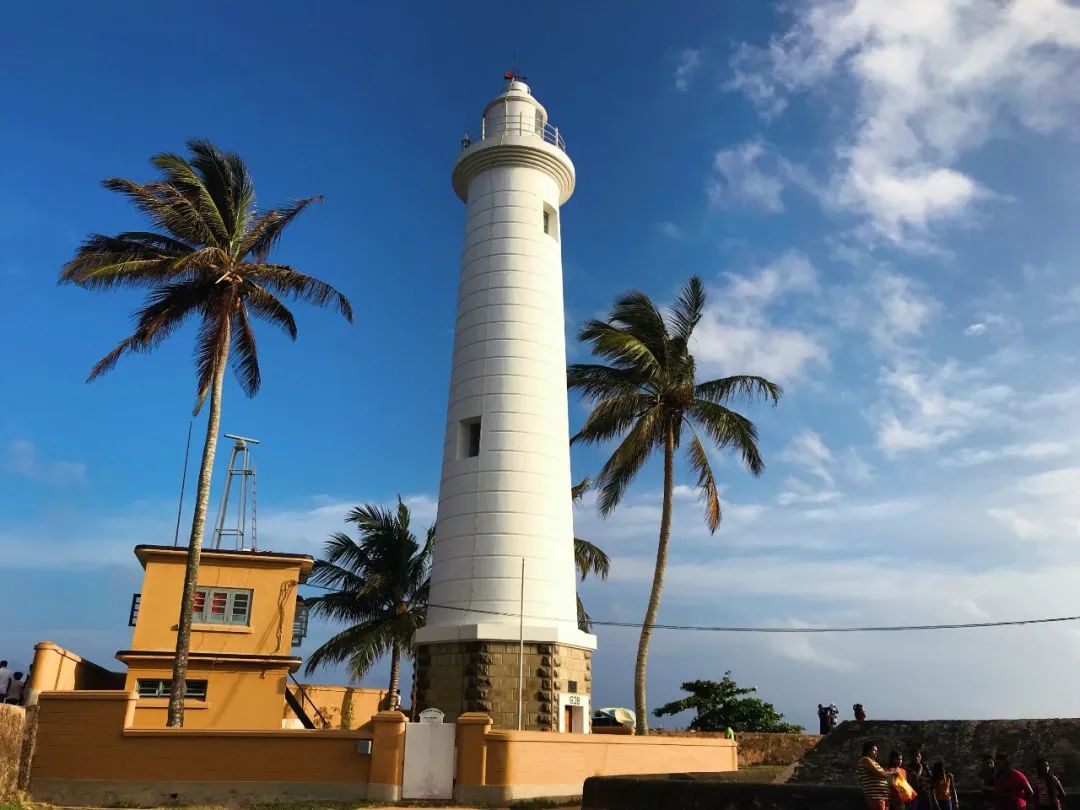 斯里兰卡进紧急状态怎么了,斯里兰卡怎么了