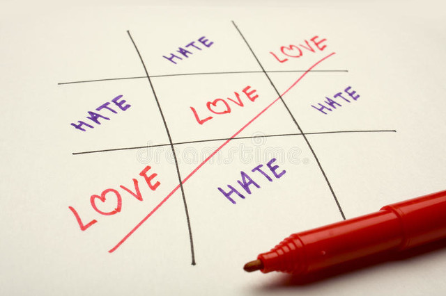 浙江某高校女生脚踏6只船,宁波女大学生脚踏6船