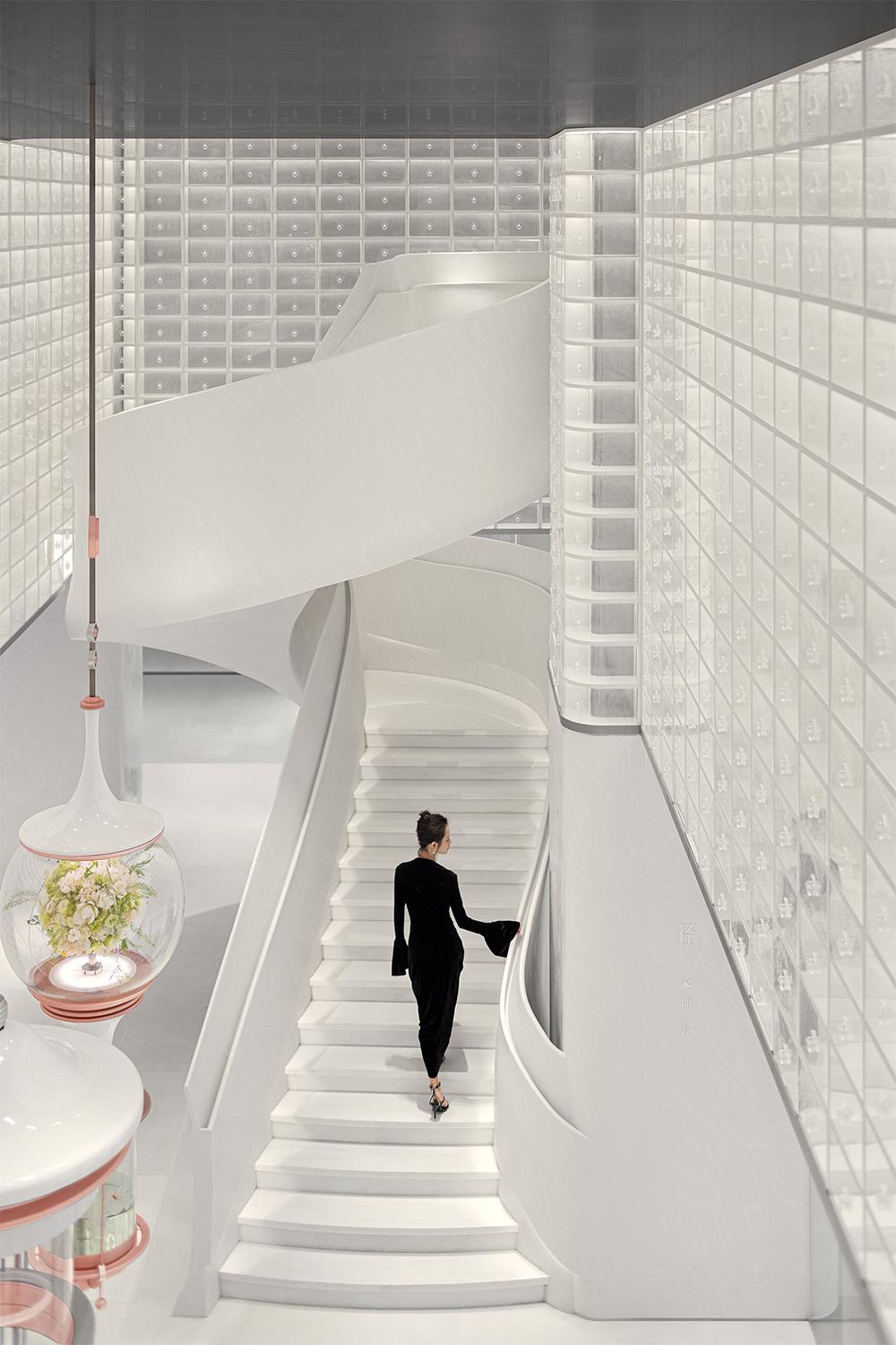 花西子旗舰店有哪些,花西子品牌折扣店