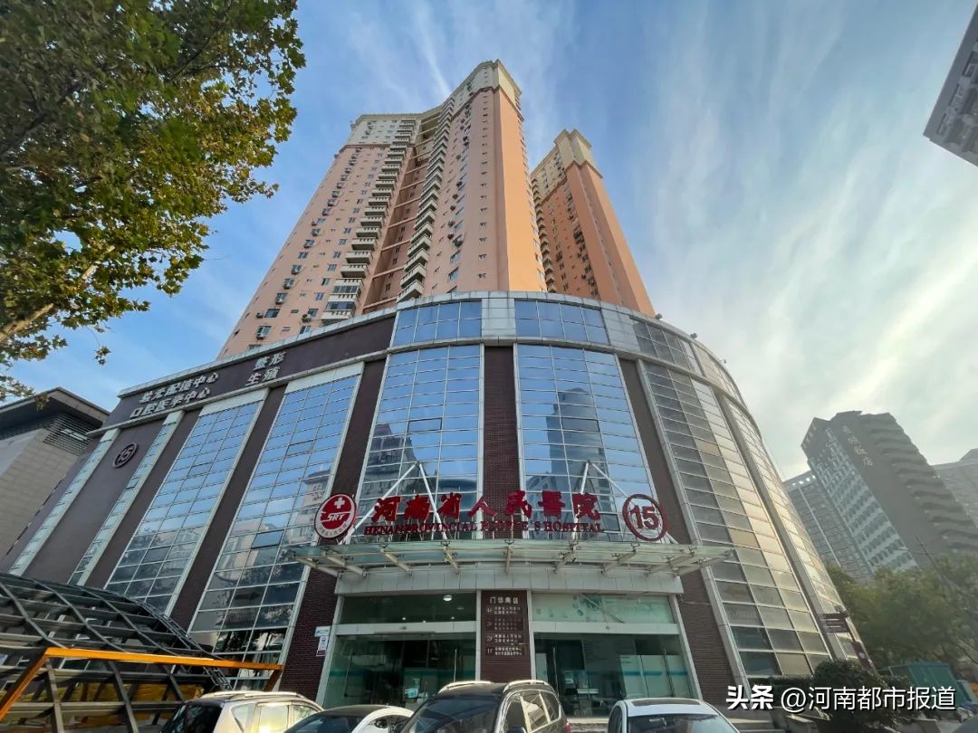 四岁孩子眼睛重度近视怎么矫正,孩子右眼是重度近视怎么办