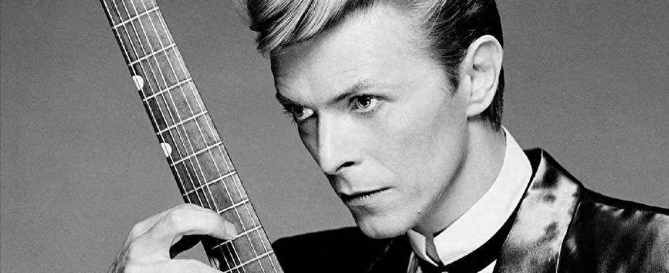 摇滚巨星大卫风流半生,43岁对黑人超模一见钟情,婚后宠妻如公主