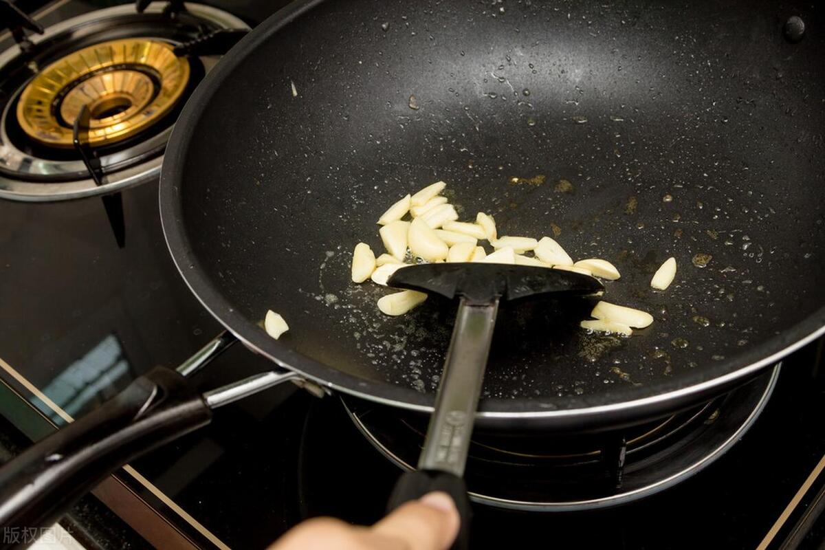 暴食晚餐吃什么补救,暴食吃什么食物比较好
