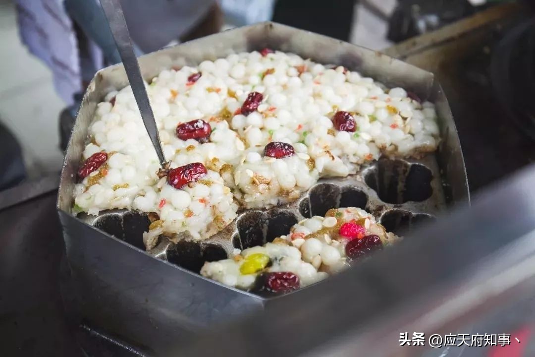 南京梅花糕白色用什么做的,关于南京梅花糕的介绍