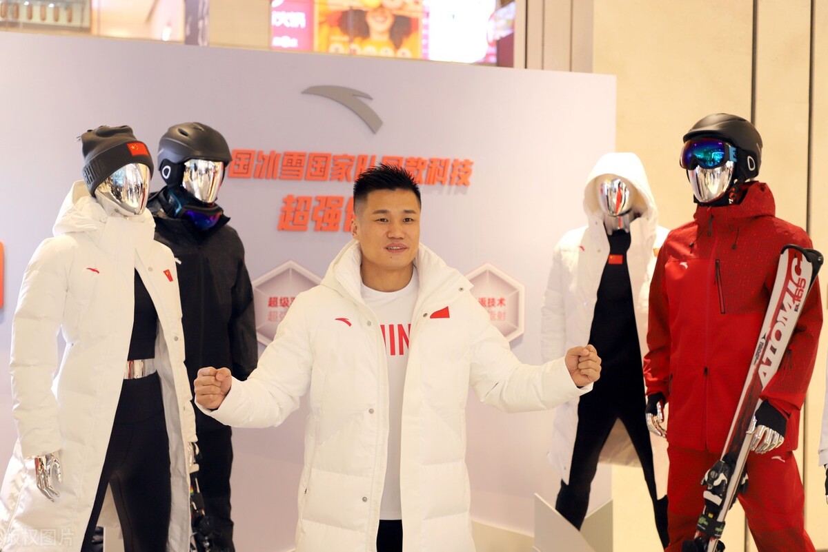 安踏为何能打败阿迪？从品牌价值来分析本土品牌的“洋超越”