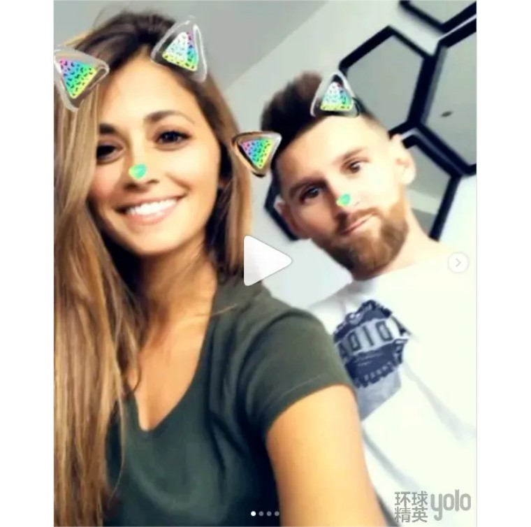 梅西和他的老婆赛后坐领奖台,梅西夺冠和妻子拥抱