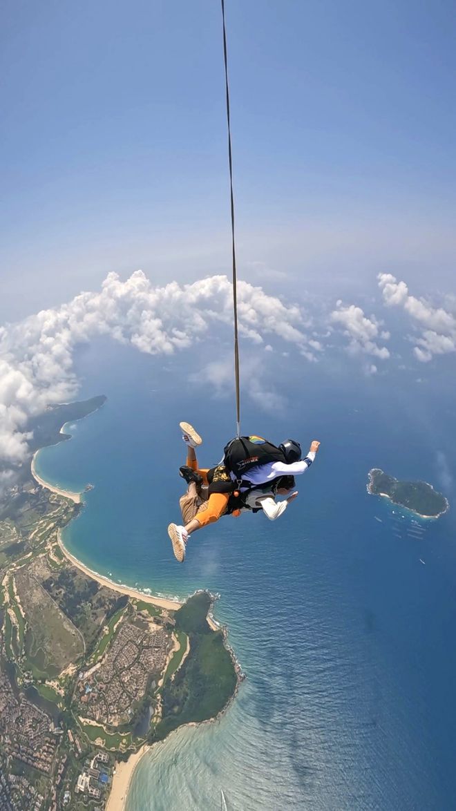 5分钟5000元，五一挤到天上了