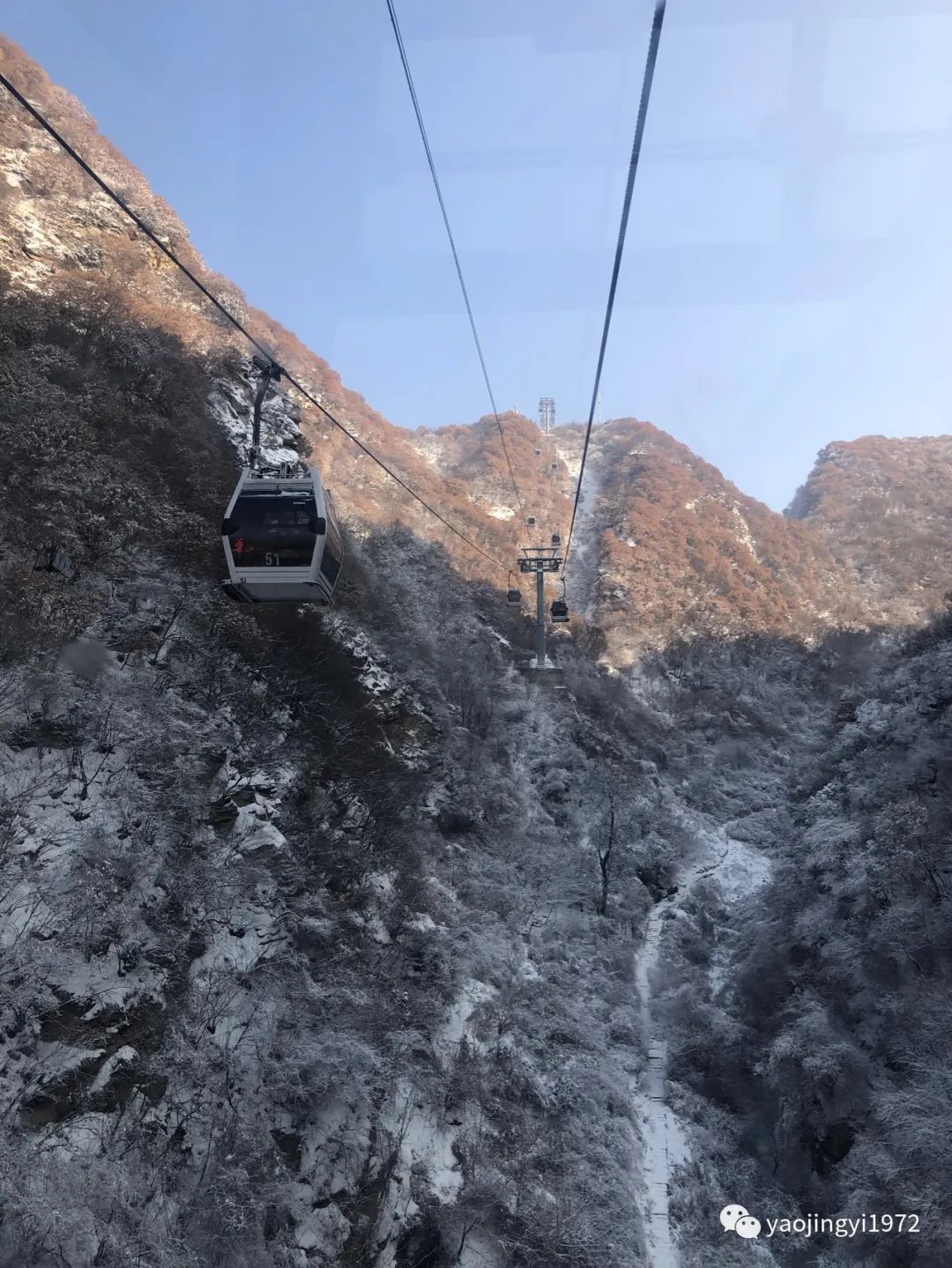 西岳华山不愧为天下第一险山,东岳泰山之雄西岳华山之险