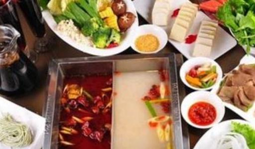 海底捞是吃完饭结账吗,海底捞吃的是服务费吗