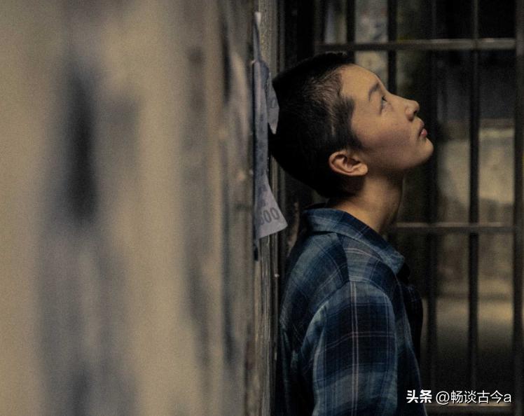 少年的你校园霸凌片段跳楼,少年的你对校园霸凌说不观后感